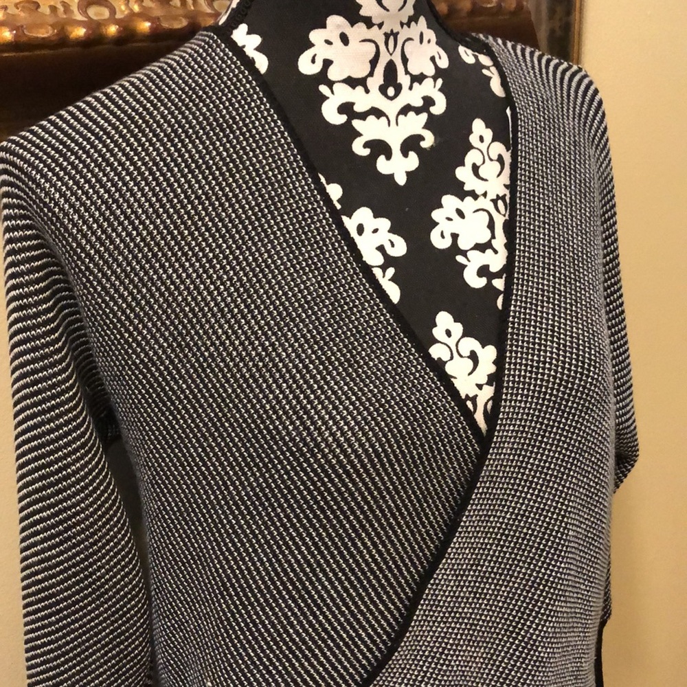 Made with ❤️ Comfy cross-front long sleeved tweed look sweater